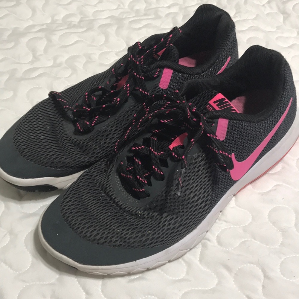 NIKE flex experience rn 5, graphite gray, size 8.5